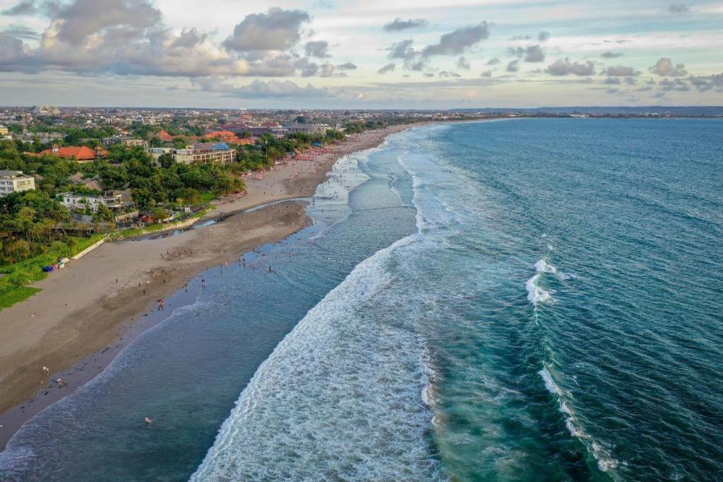 The Aroma'S Of Bali Hotel & Residence Legian Exterior foto